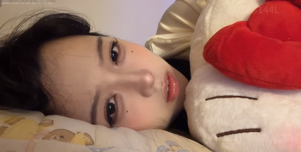 小鸟大王的盒岛ASMR：红绿灯3.0的蕾丝睡衣，近距吸耳朵让人听完就关机