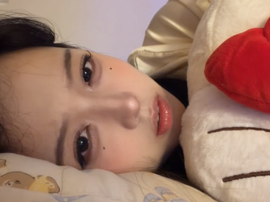 小鸟大王的盒岛ASMR:红绿灯3.0的蕾丝睡衣,近距吸耳朵让人听完就关机